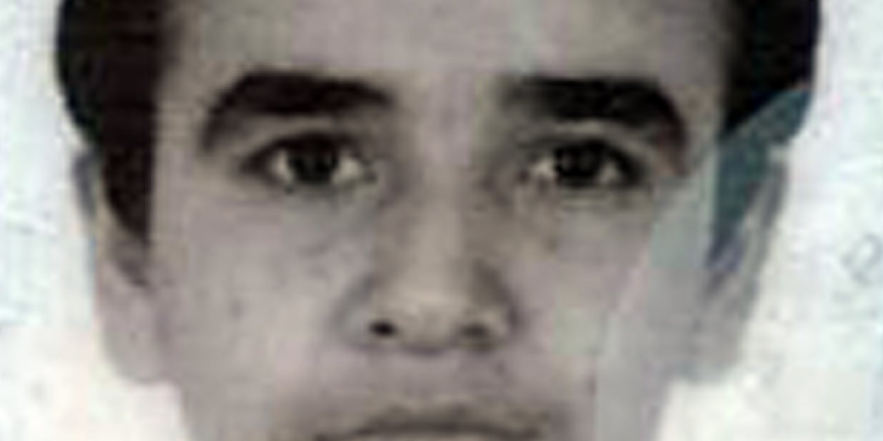 Midibüsle Otomobil Çarpıştı: 2 Ölü, 14 Yaralı