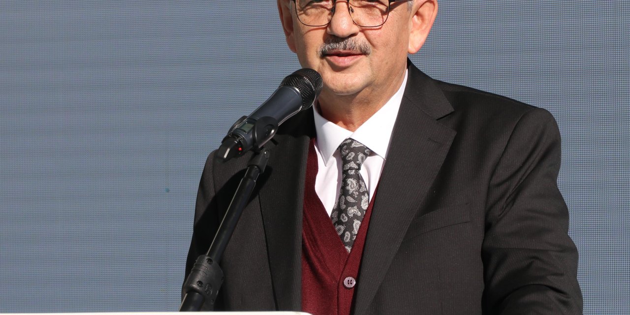 Bakan Özhaseki: Türkiye'de 500'e Yakın Hareketli Fay Hattı Var