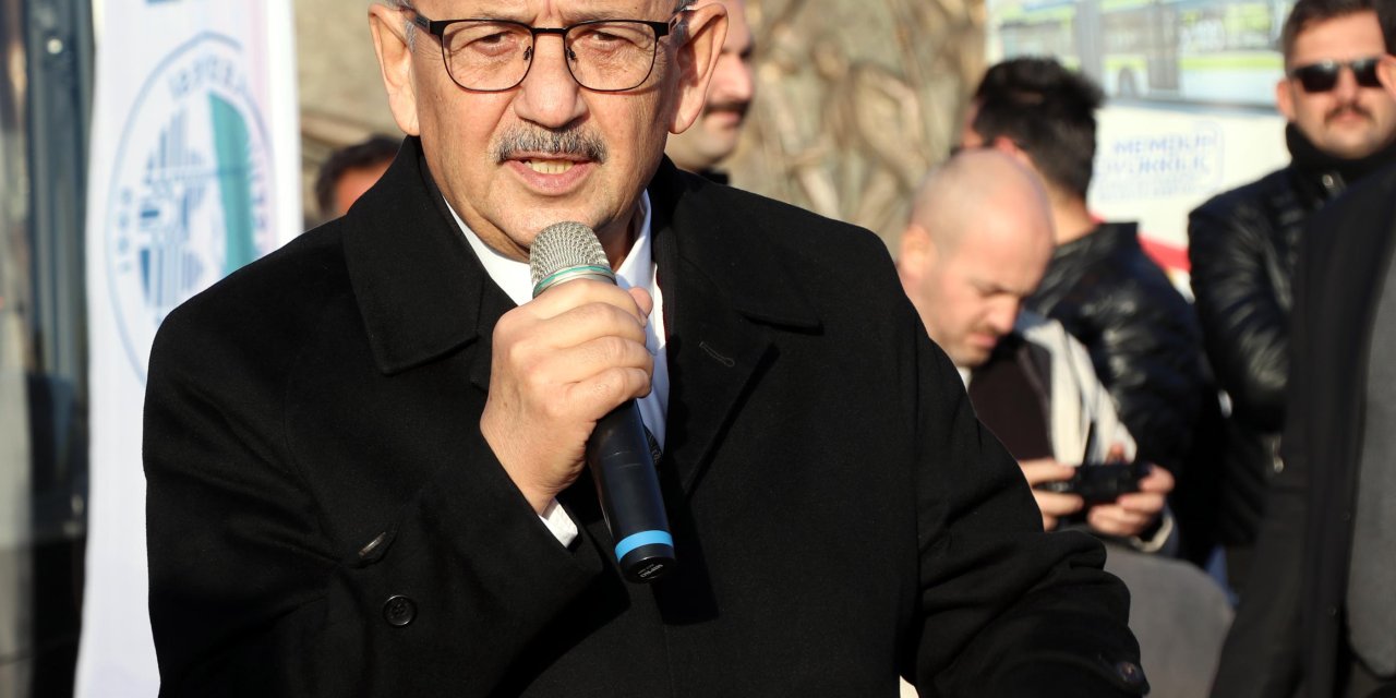 Bakan Özhaseki: Türkiye'de 500'e Yakın Hareketli Fay Hattı Var (2)