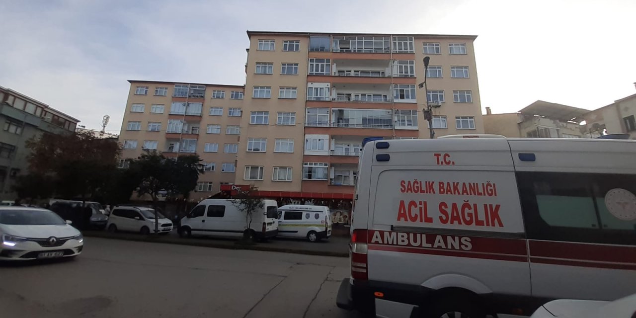 Engelli Kızını Öldürüp, İntihar Eden Baba Vasiyetini Yazıp Helallik İstemiş