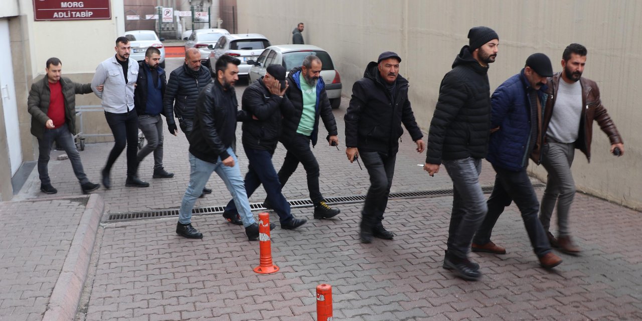 Uzman Çavuşun Hayatını Kaybettiği Pazarcı Kavgasında 3 Şüpheli Adliyede (2)