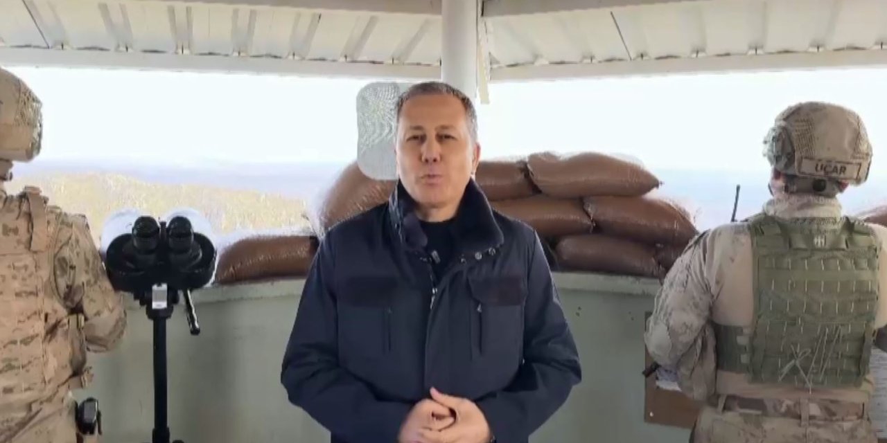 Bakan Yerlikaya, Jandarma Üs Bölgesinden Yeni Yılı Kutladı