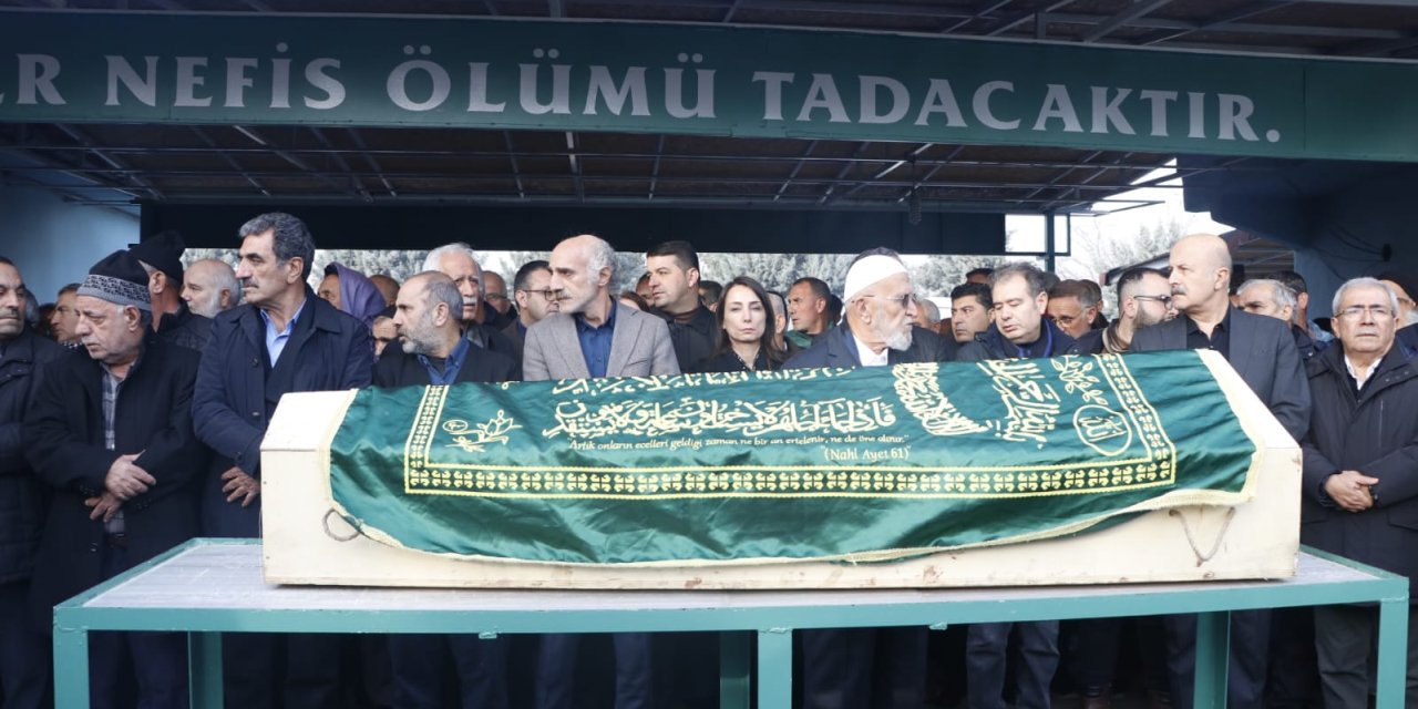 Selahattin Demirtaş'ın Babası Hayatını Kaybetti (3)