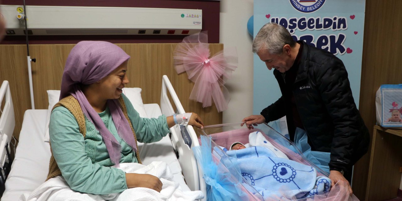 Gaziantep’te Yılın İlk Bebeğine Mustafa İsmi Verildi