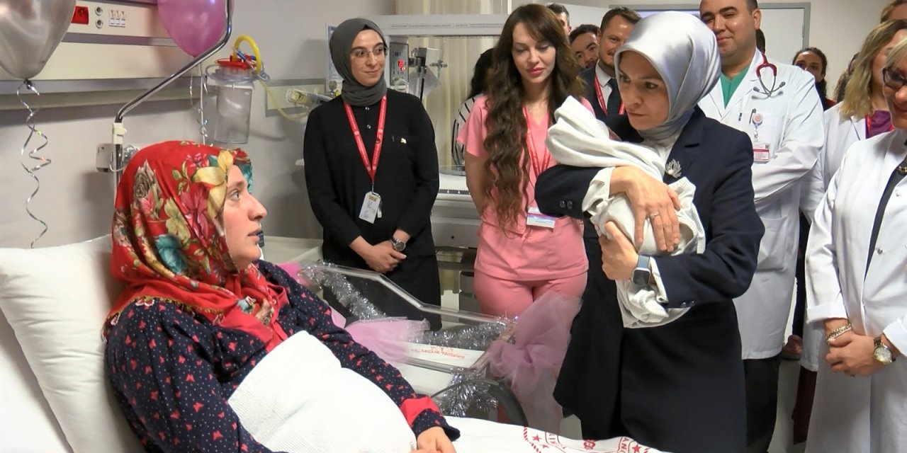 Ankara’da Yeni Yılın İlk Bebekleri; Beril Ece İle Hatice Kübra Oldu