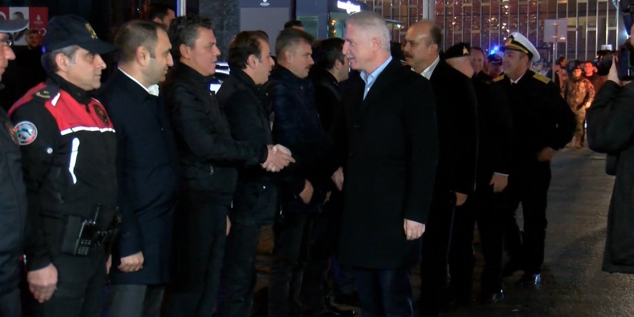 İstanbul Valisi Gül: Asayiş Anlamında Çok Ciddi Bir Olayla Karşılaşmadık