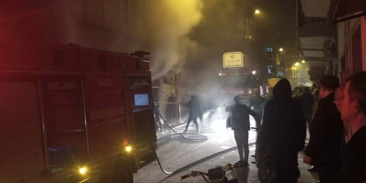 Manisa'da Devrilen Elektrikli Soba Yangına Yol Açtı