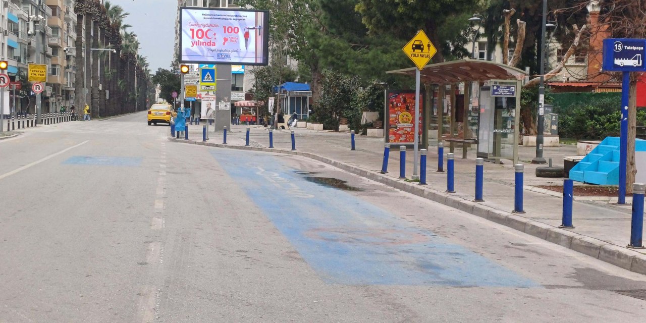 İzmir'de Yeni Yılın İlk Günü Sessizlik
