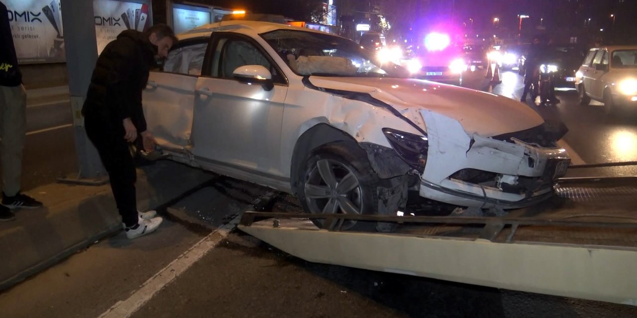 Avcılar'da 2 Ayrı Trafik Kazasında 4 Yaralı