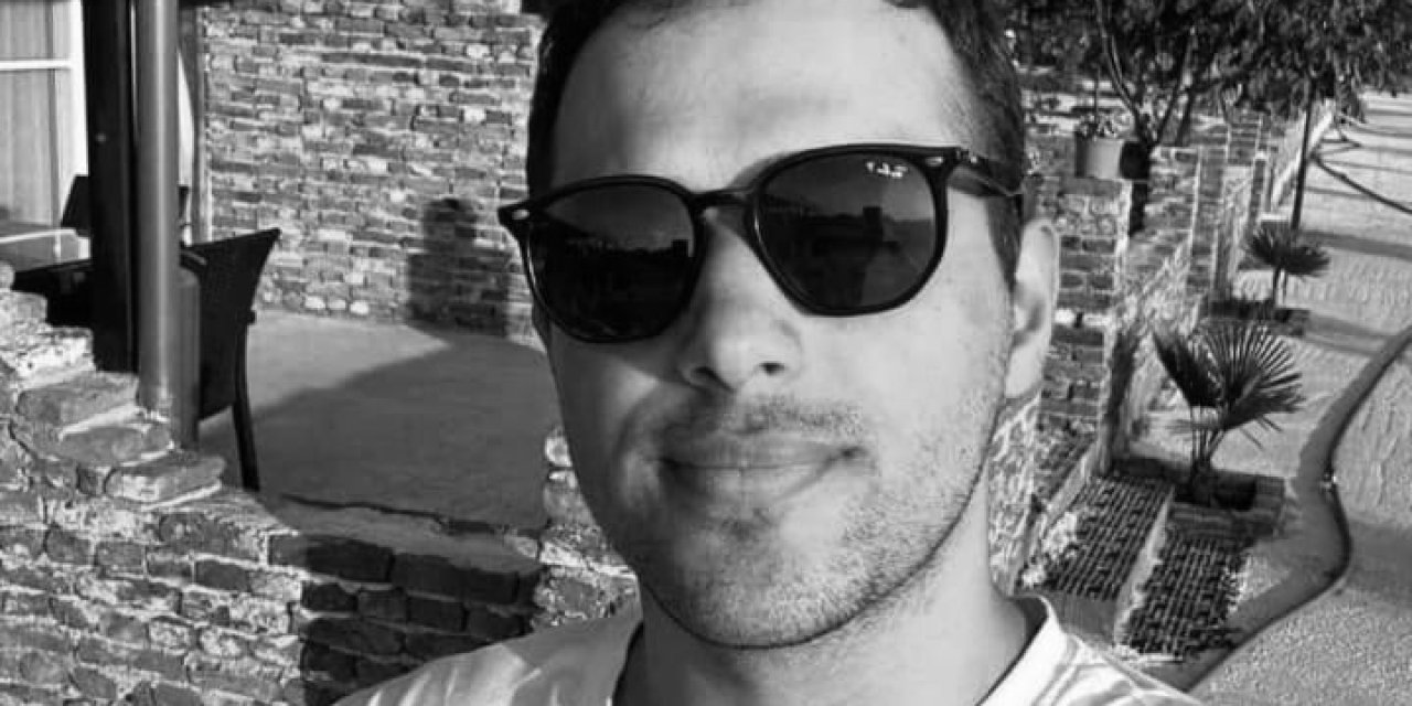 (Ölenin Fotoğrafı Ve Ek Bilgilerle) Beykoz'da Elektrik Panosuna Çarpan Motosikletli Hayatını Kaybetti