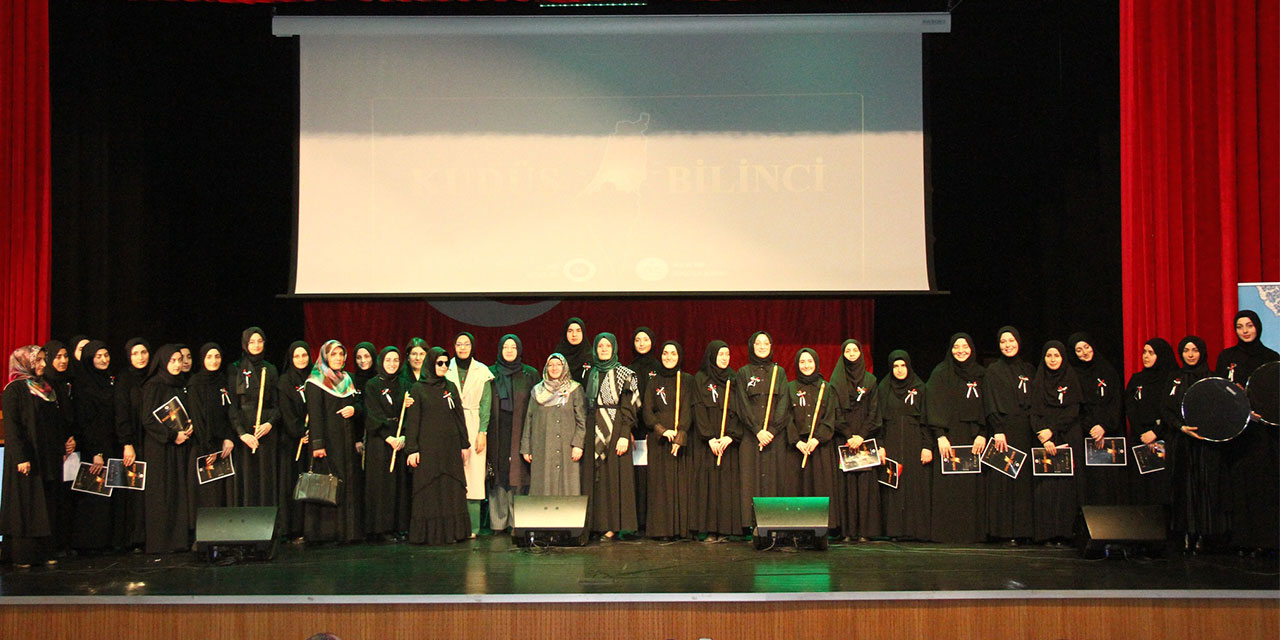 Rize’de kadınlar Kudüs Bilinci programında bir araya geldi