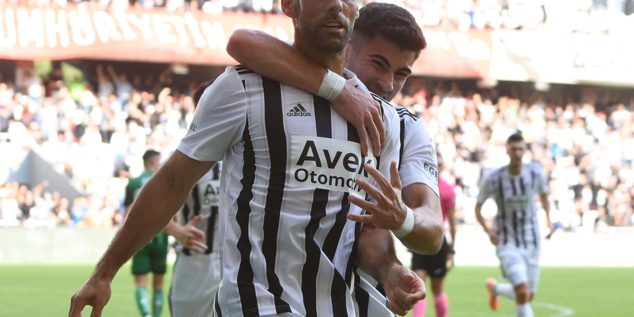 Altay Takımdan Ayrılan Paixao'yla Da Fıfa'lık Oluyor