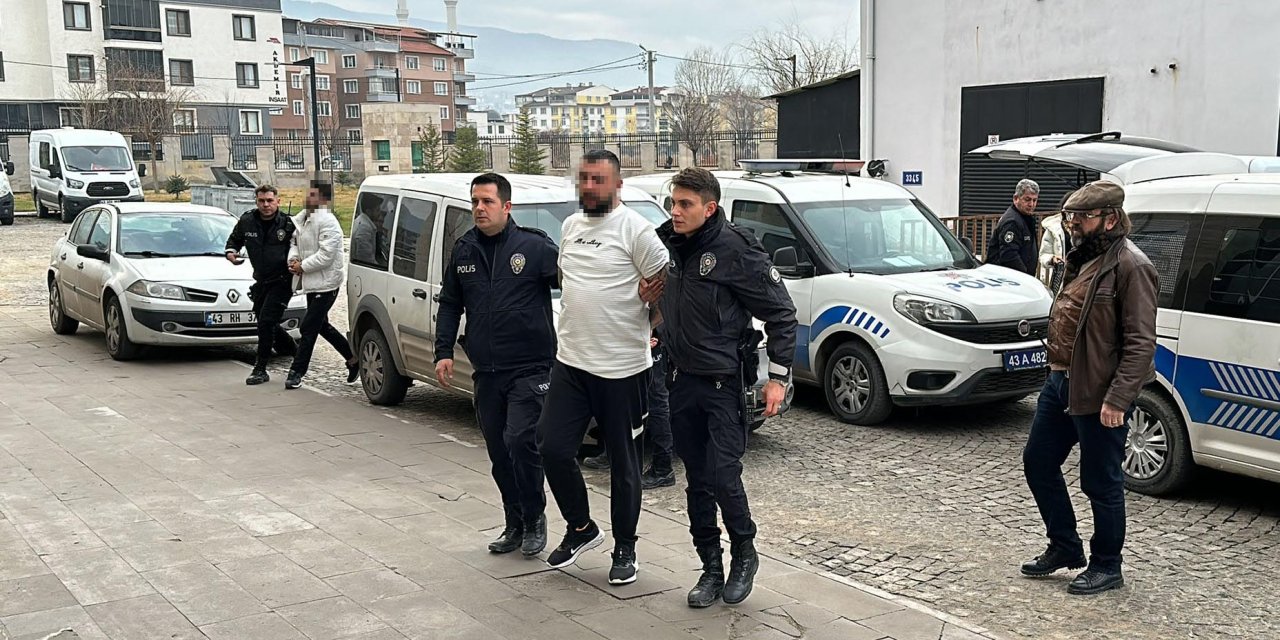 Husumetlilerini Öldürmek İçin Firar Eden Cinayet Şüphelisi, Operasyonla Yakalandı
