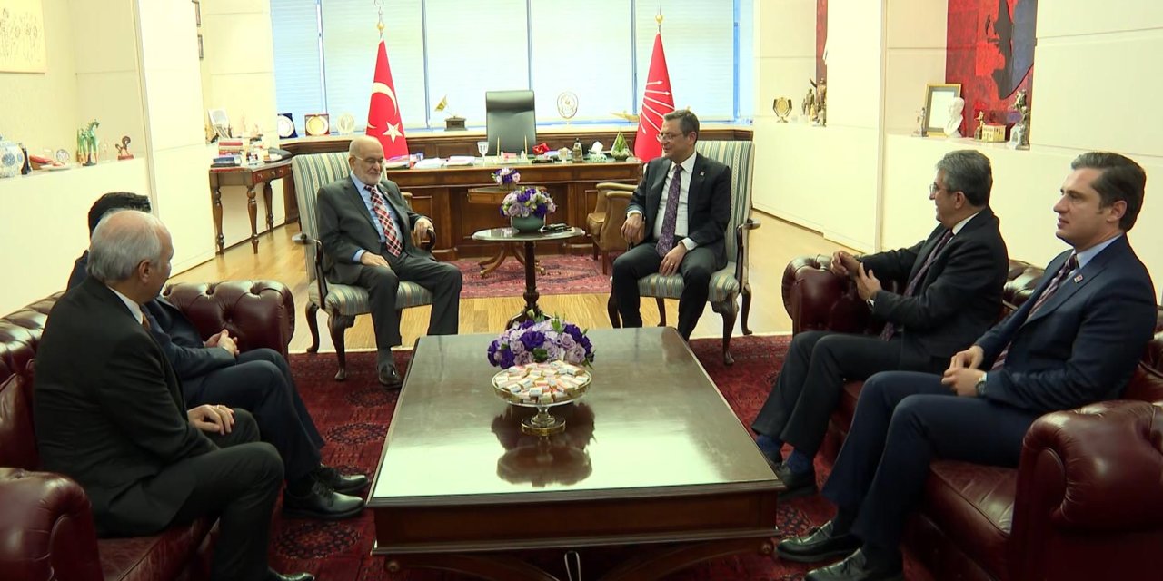 Özgür Özel, Karamollaoğlu İle Görüştü