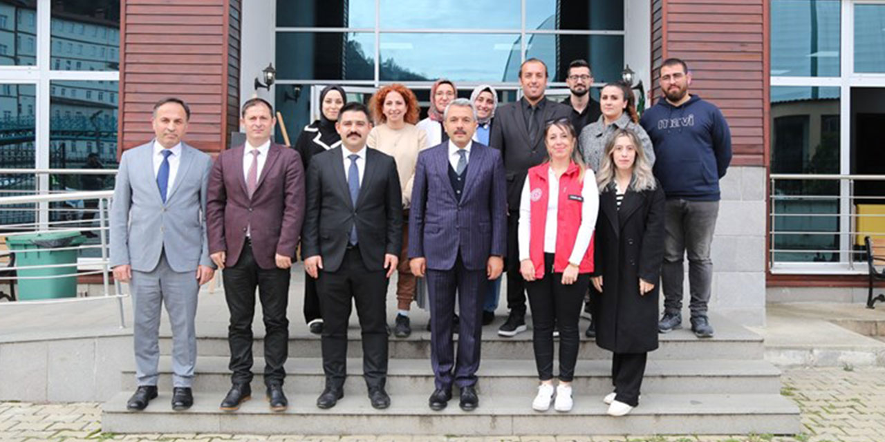 Rize Valisi Baydaş, Gençlik Kampı ve Gençlik Merkezini Ziyaret Etti