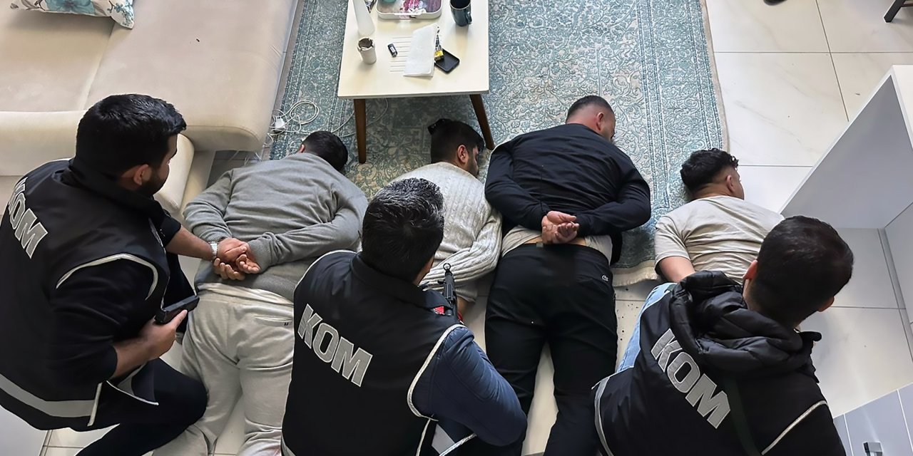 ‘Bayğaralar’ Suç Örgütü Üyesi 4 Kişi, Villada Yakalandı