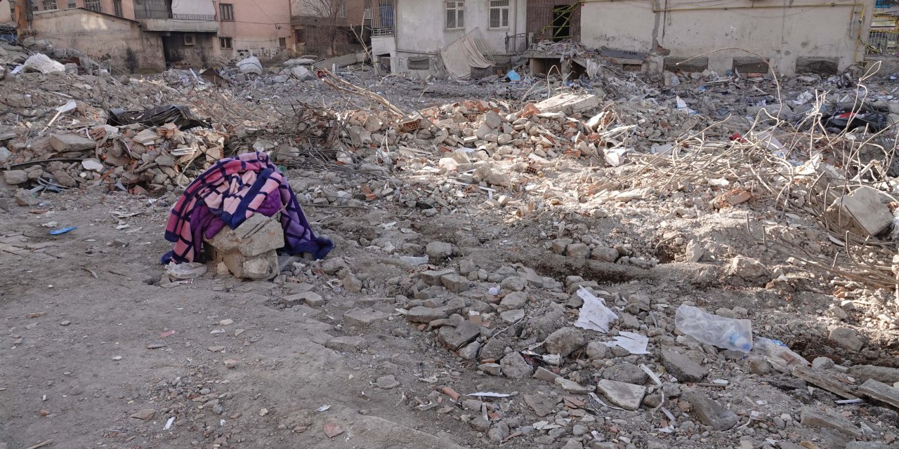 60 Kişinin Öldüğü Yoldaş Apartmanı’nın Müteahhidine 22,5 Yıla Kadar Hapis İstemi