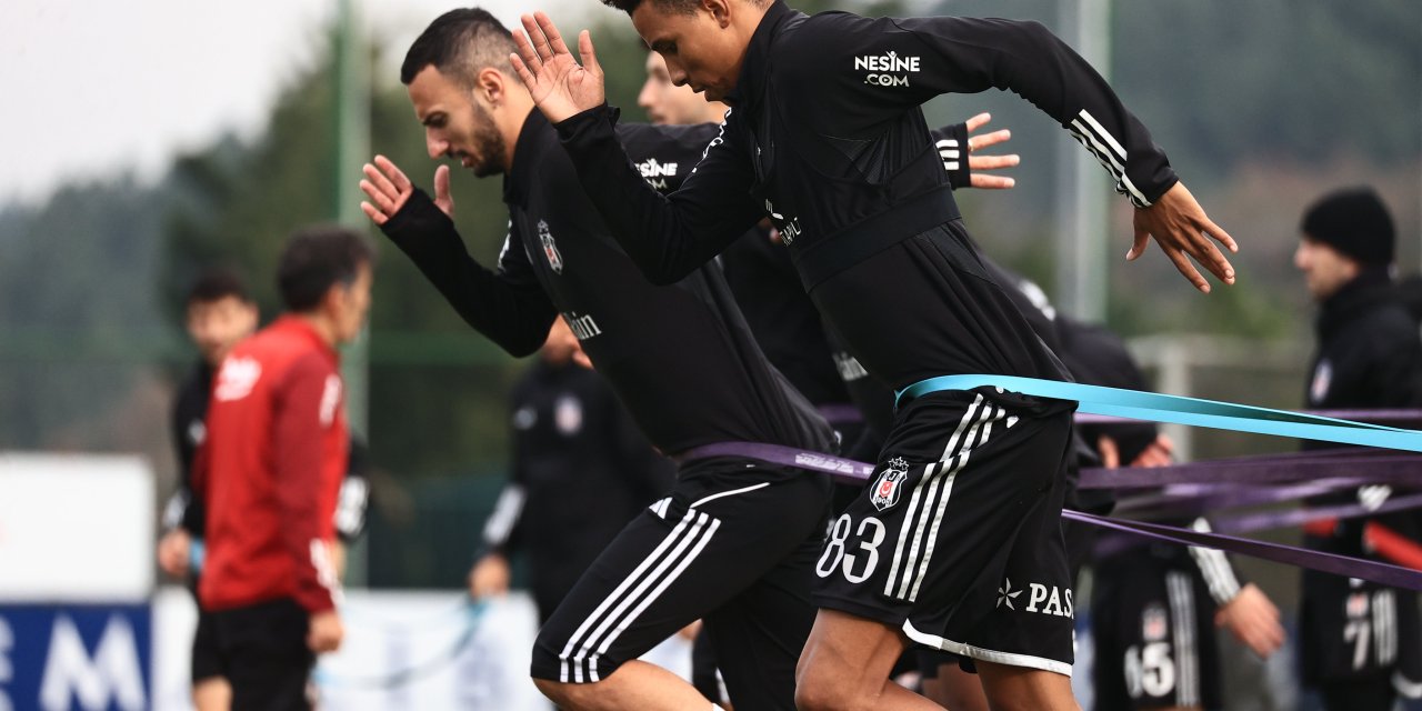 Beşiktaş, Kondisyon Ve Taktik Çalıştı