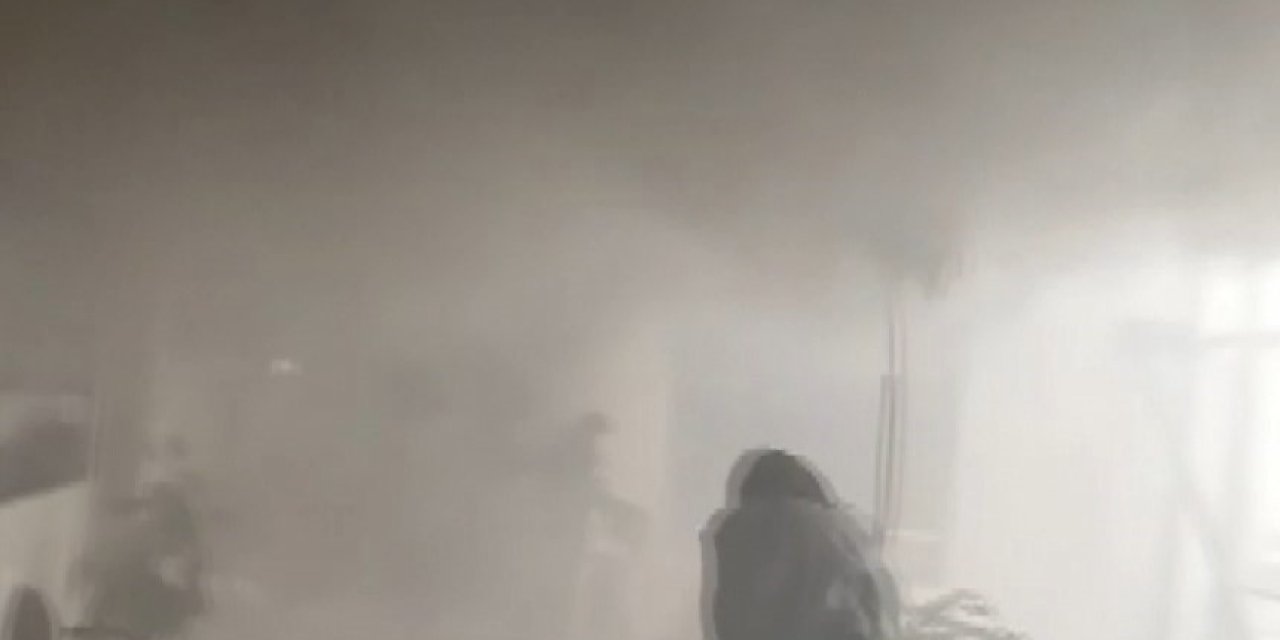 Bayrampaşa Belediye Binasında Yangın