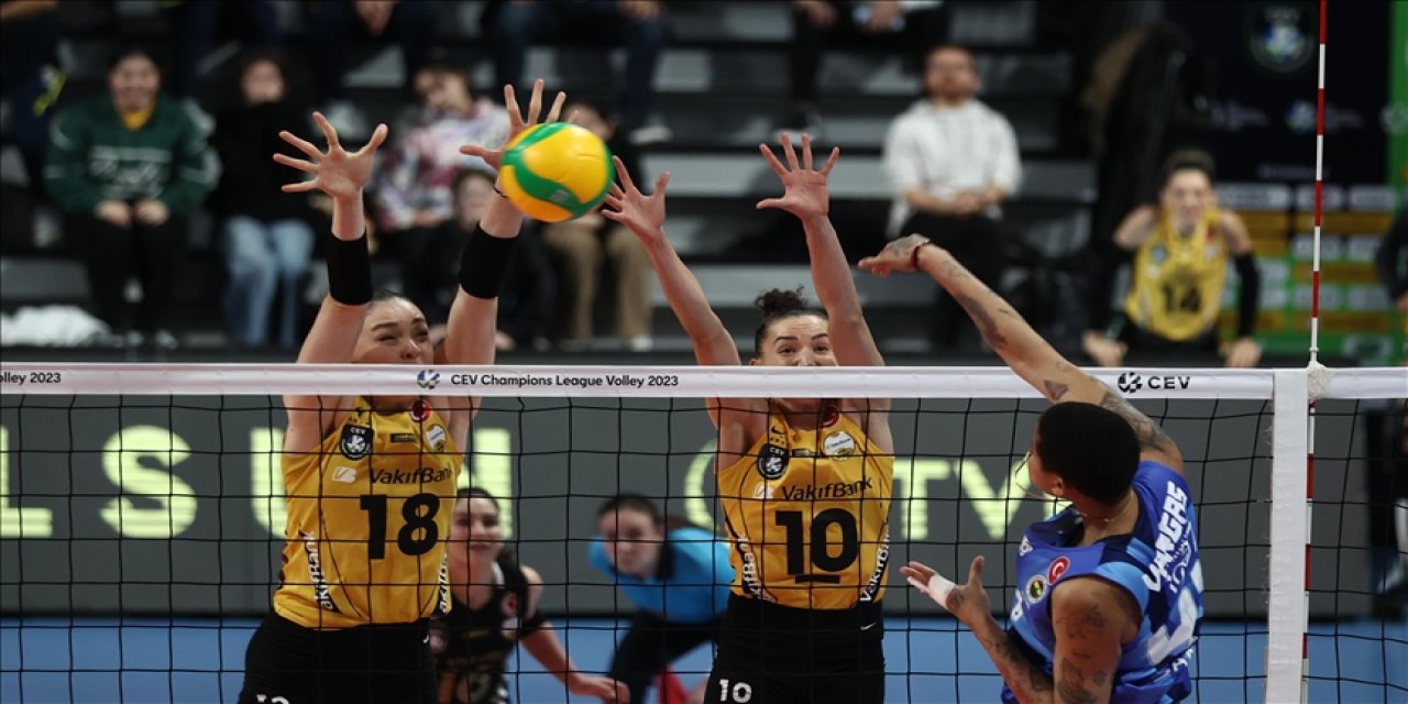 CEV Şampiyonlar Ligi'nde VakıfBank finalde Eczacıbaşı Dynavit'in rakibi oldu
