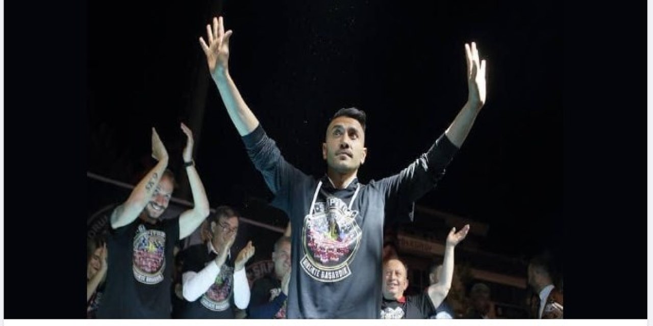 Hem Futbolu Bıraktı Hem De Hisselerini Devretti