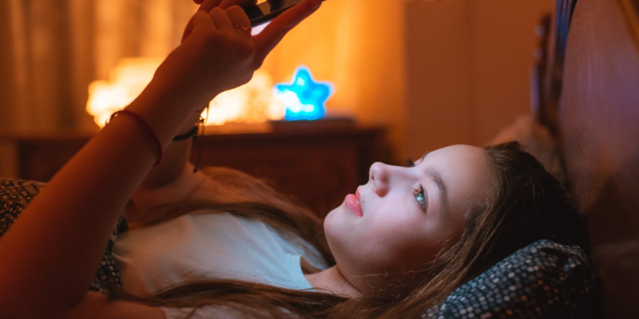 Sosyal Medya Çağında Ebeveynlik; İyi Yönetmek İçin 8 Öneri