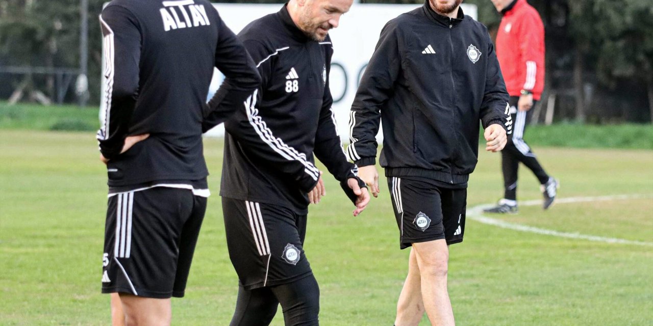 Altay'da Paixao Hariç Aslar Döndü