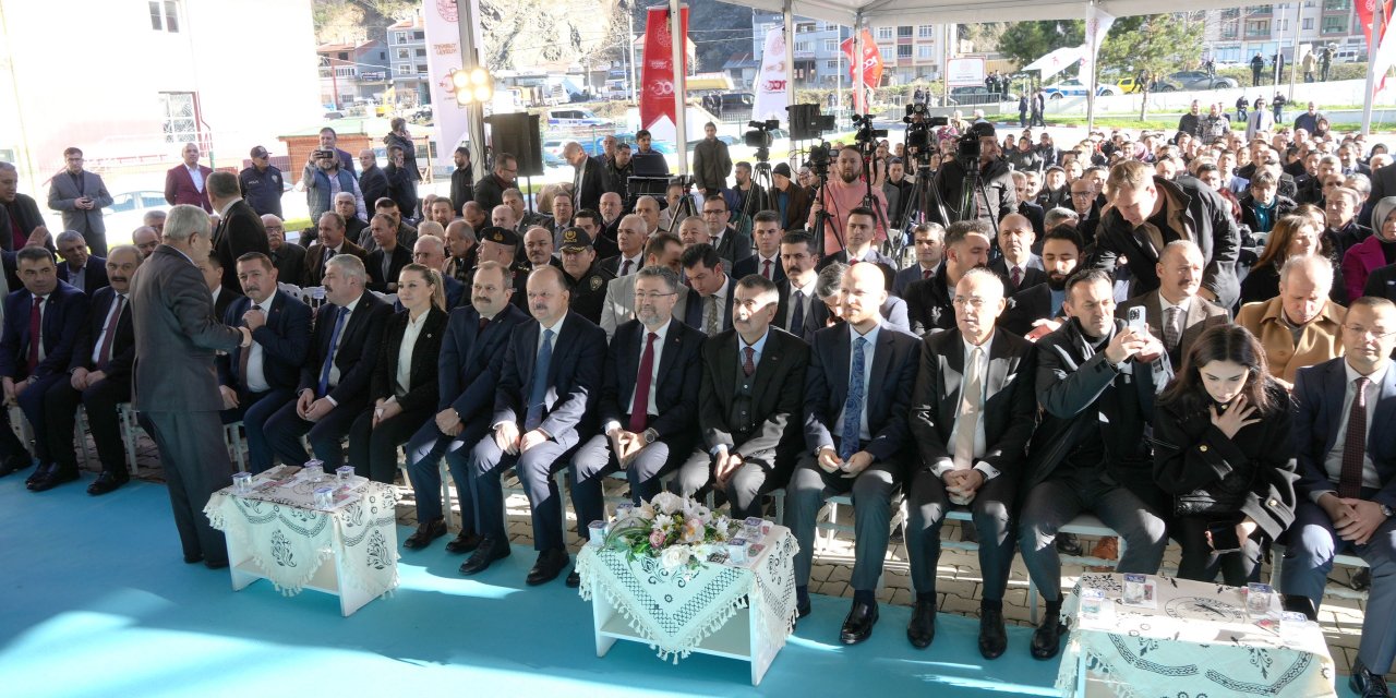 Bakan Tekin: Birçok Çocuğumuz Meslek Liselerinden İstihdam Garantili Mezun Oluyor