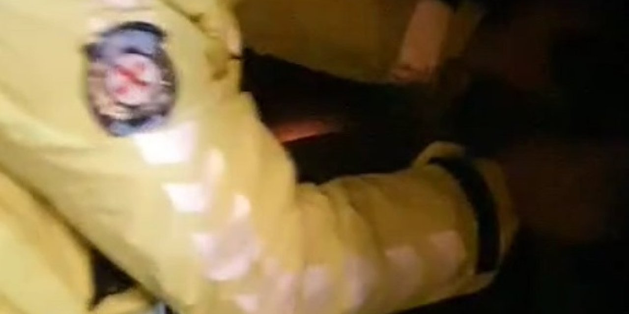 Alkolmetreye Üflemeyi Reddedip, Polise Hakarette Bulunan Sürücü Tutuklandı