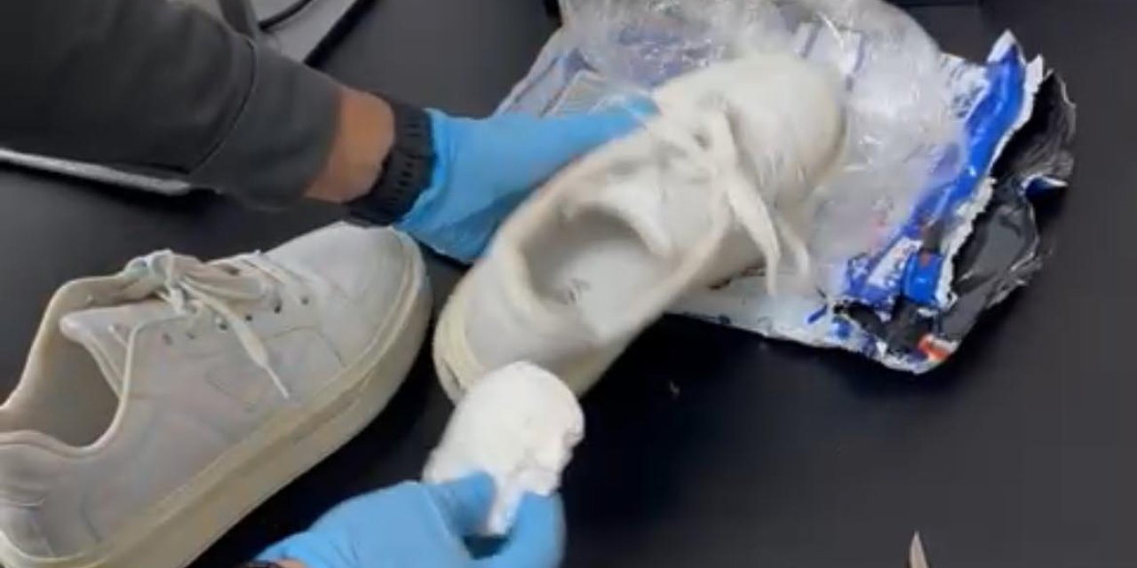 Muğla'da Uyuşturucu Operasyonunda Ayakkabıya Gizlenmiş Esrar Ele Geçirildi; 11 Gözaltı