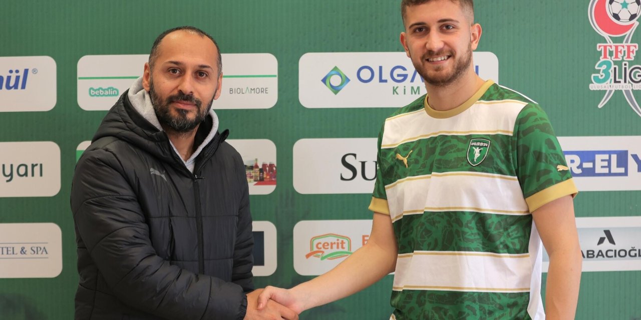 Efeler 09’da Enes İmzayı Attı