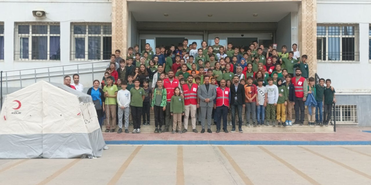 Hakimin, Öğretmen Eşiyle Tartışan 3 Öğrenciyi Gözaltına Aldırdığı İddiasına Savcılıktan Açıklama