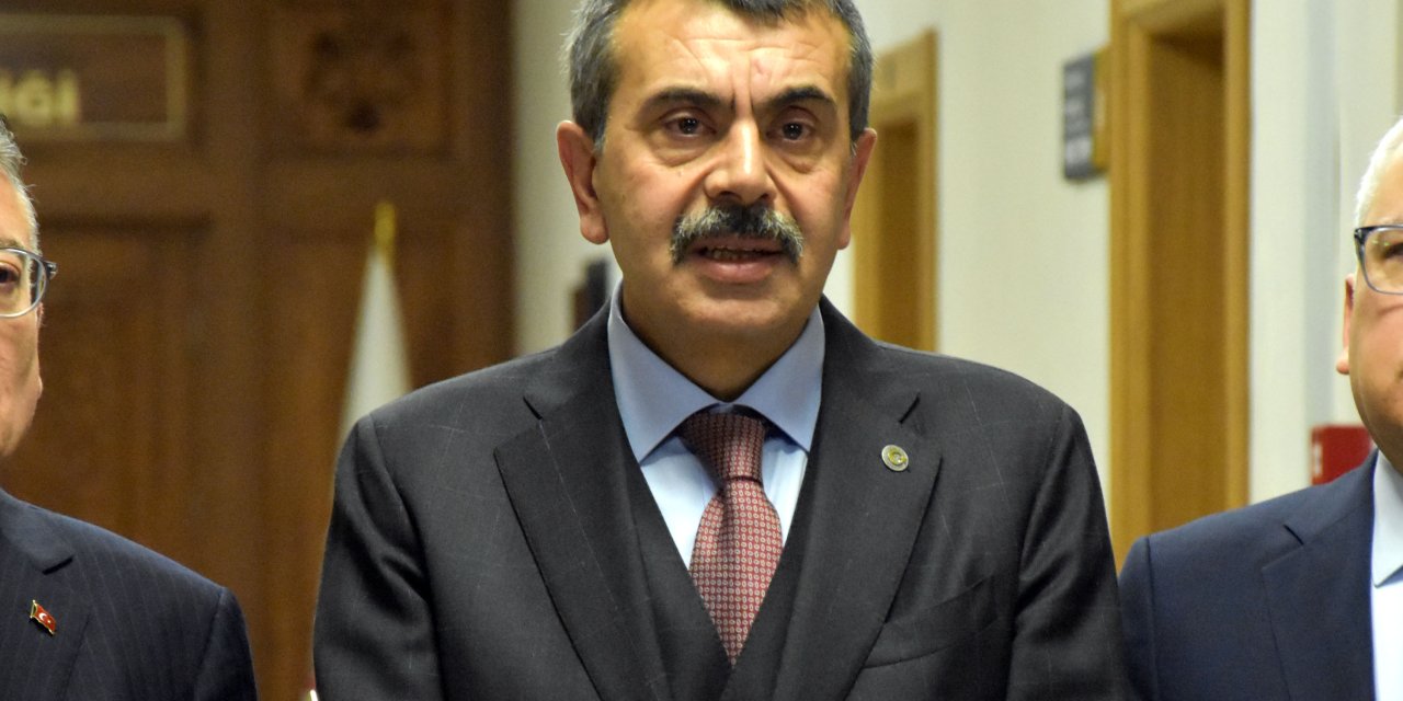 Bakan Tekin: Adaylar, Eğitimle İlgili Projelerini Kamuoyu İle Paylaşsın