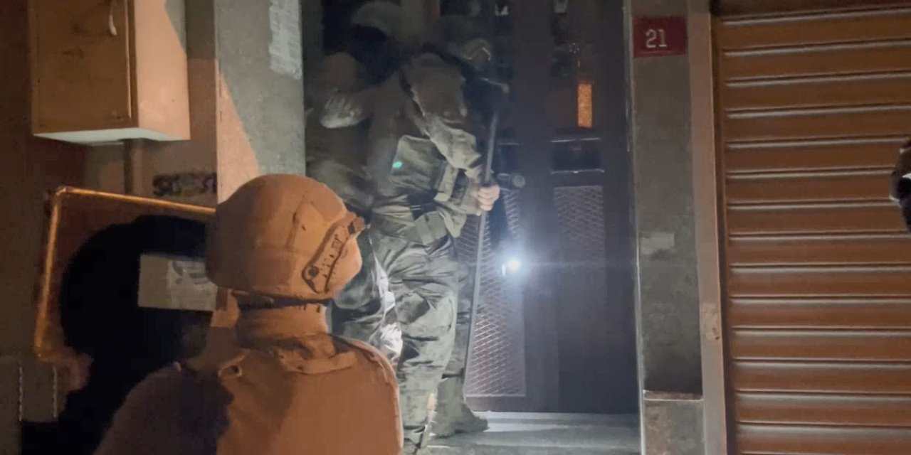 Sultangazi'de 6 Firari Hükümlü Operasyonla Yakalandı
