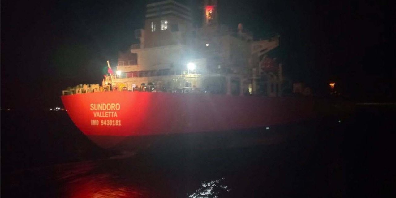 Çanakkale Boğazı'nda Gemi Arızası