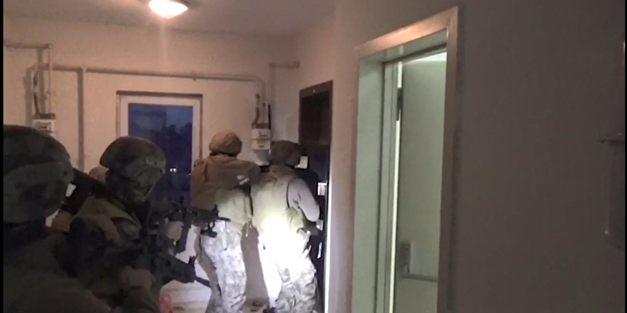 İstanbul'da Terör Örgütleriyle Bağlantılı Kişilere Operasyon: 4 Gözaltı