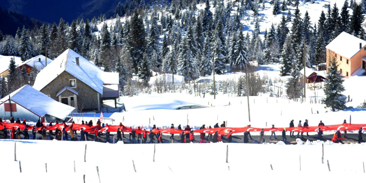 Trabzon'da Sis Dağı’nda Sarıkamış Şehitleri Anıldı