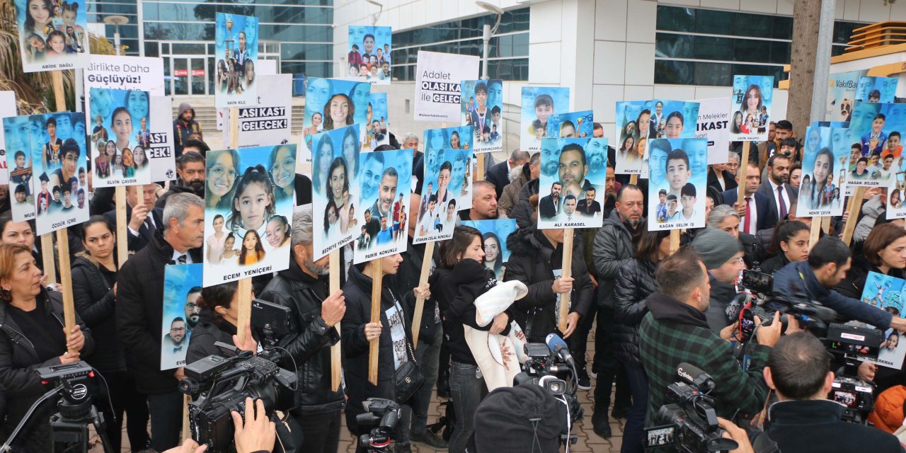 İsias Otel Sahibi Bozkurt: Deprem 7.2 Şiddetinde Olsaydı Otel Yıkılmayacaktı