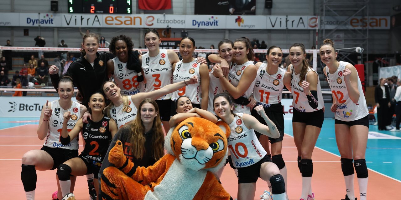 Eczacıbaşı Dynavit - Thy: 3-0