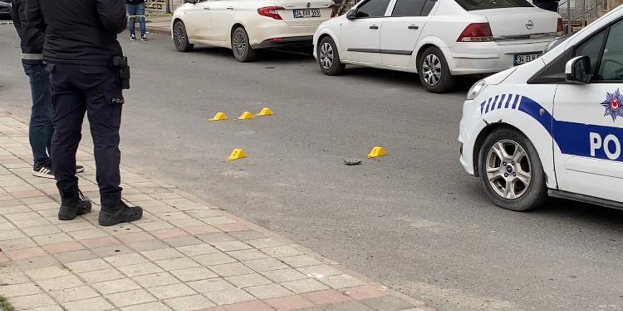 Sultangazi'de Kıraathaneye Silahlı Saldırı