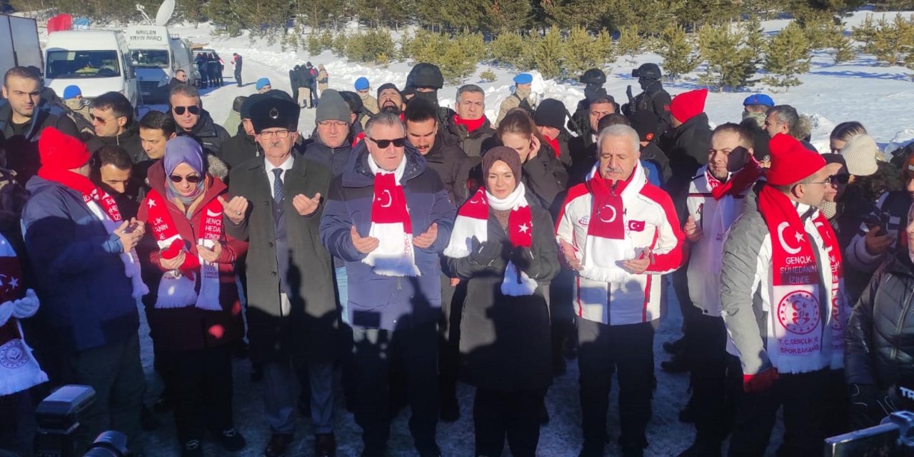 Sarıkamış Şehitleri, 109'uncu Yılda Binlerce Kişinin Katıldığı Yürüyüşle Anıldı