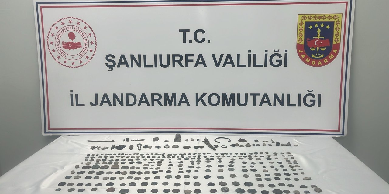 Müşteri Gibi Gidip, Tarihi Eser Satıcısını Yakaladılar