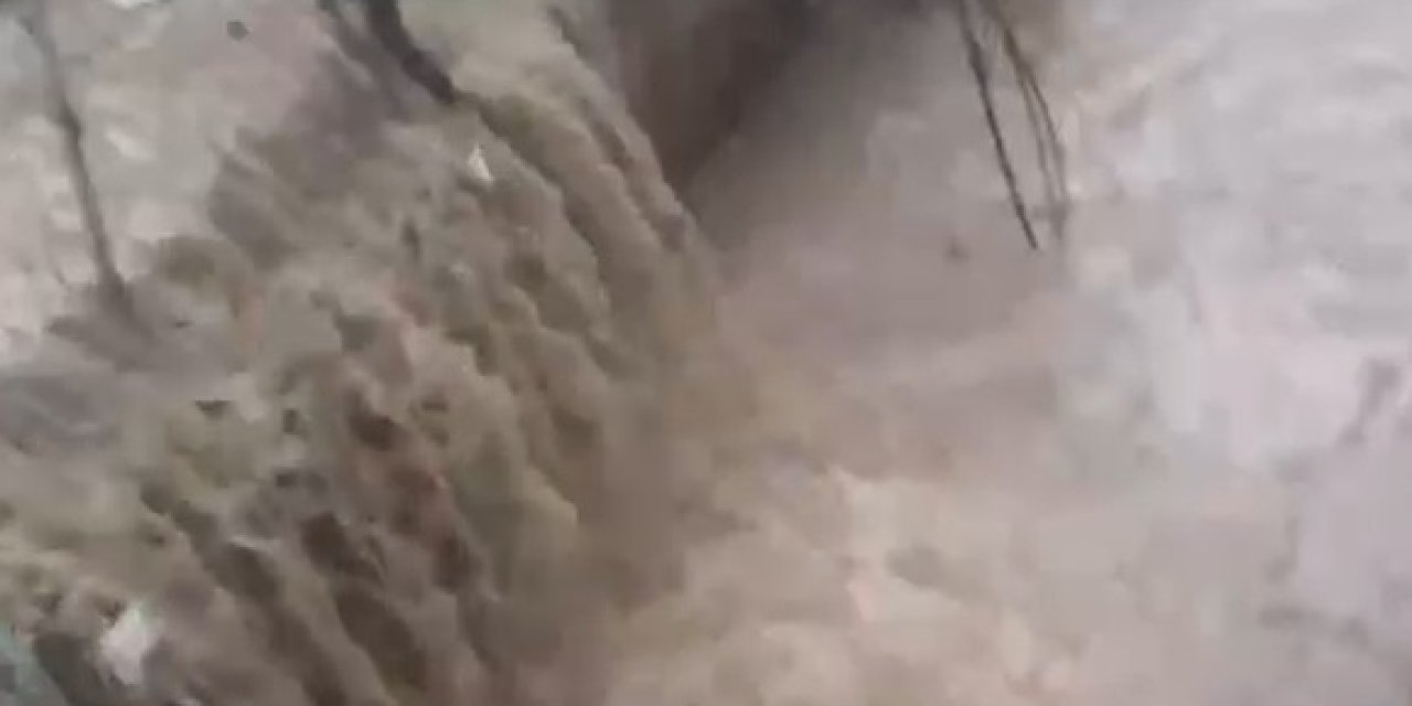 Bursa'da Fırtına; Deniz Otobüsü Seferleri İptal Edildi (3)