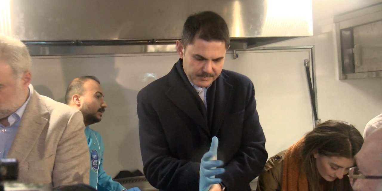 Ak Parti İbb Başkan Adayı Kurum Eyüpsultan'da Çorba Dağıttı