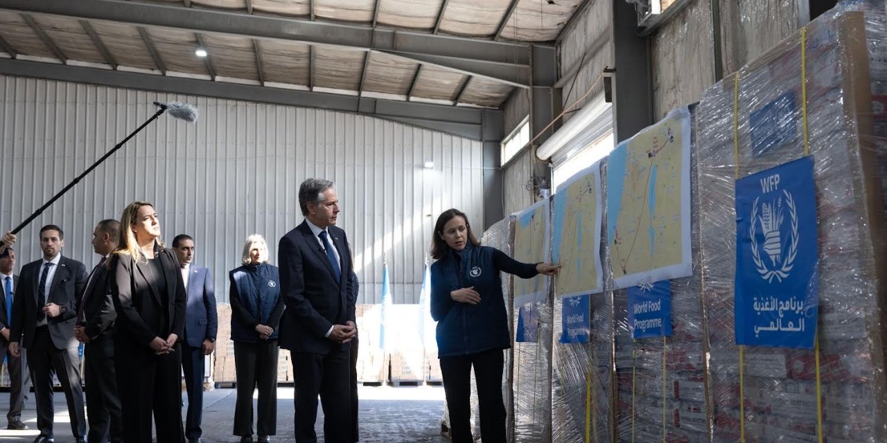 Blinken, Ürdün’de Gazze İçin Yardımların Bulunduğu Wfp Deposunu Ziyaret Etti