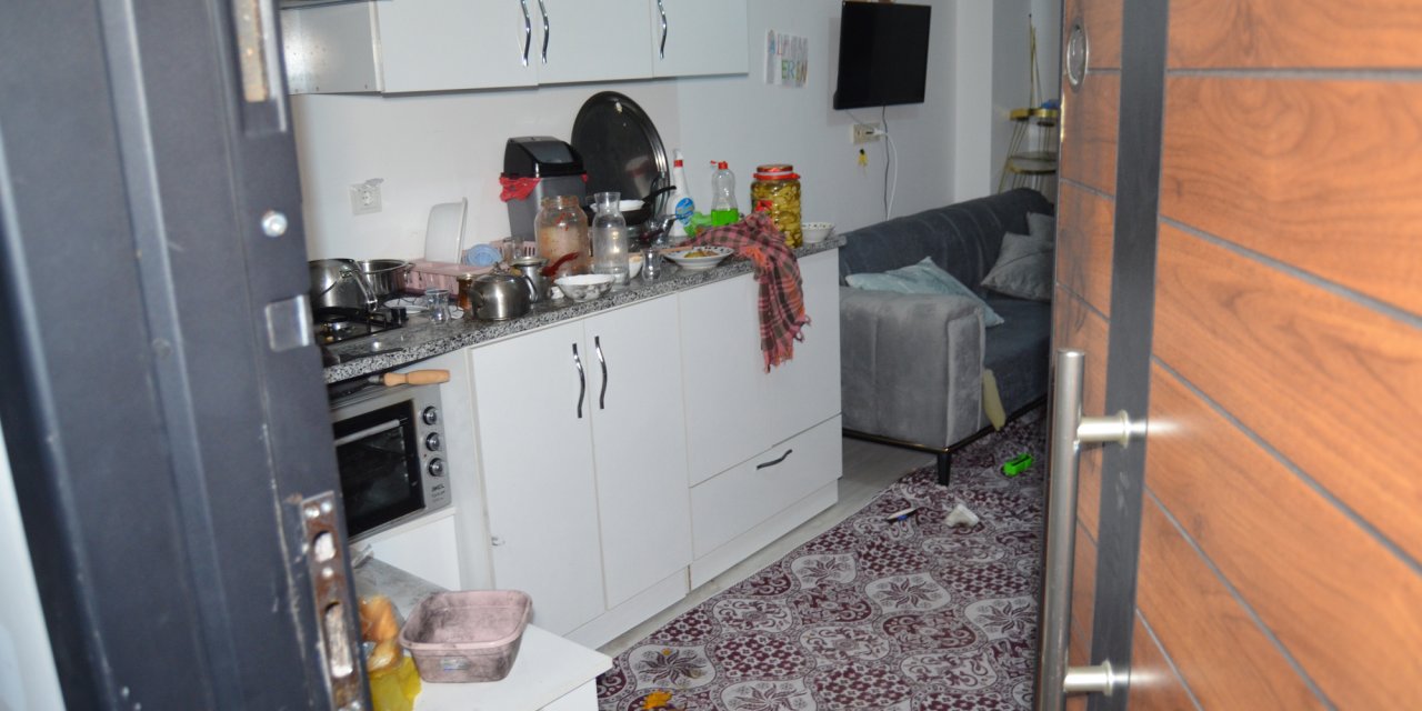 Kucağında Çocuk Olan Kadını Bıçakla Yaralayıp, Telefonunu Gasbeden Saldırgan Yakalandı