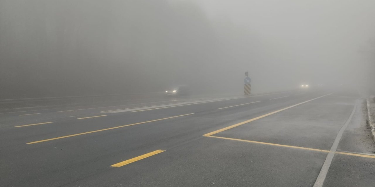 Bolu Dağı'nda Sis Etkili Oldu