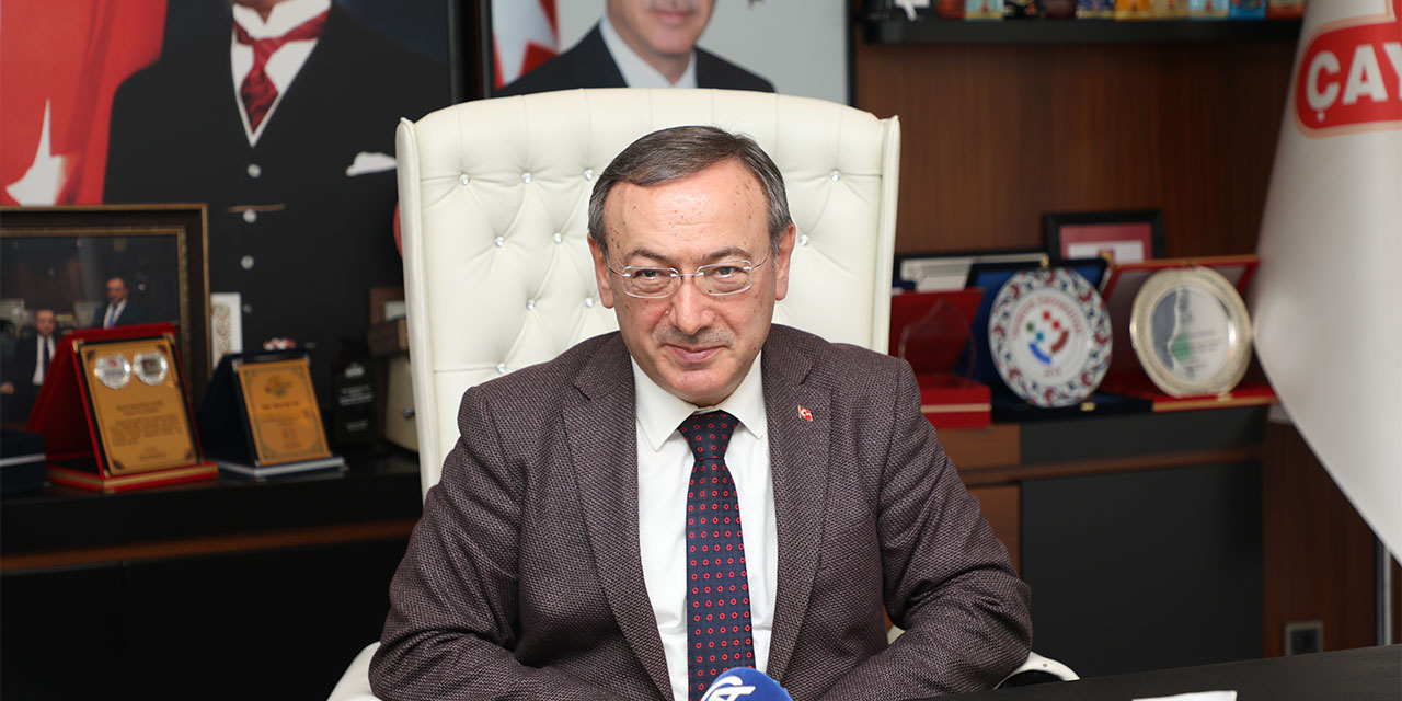 ÇAYKUR Genel Müdürü Alim, AA'nın "Yılın Kareleri" oylamasına katıldı