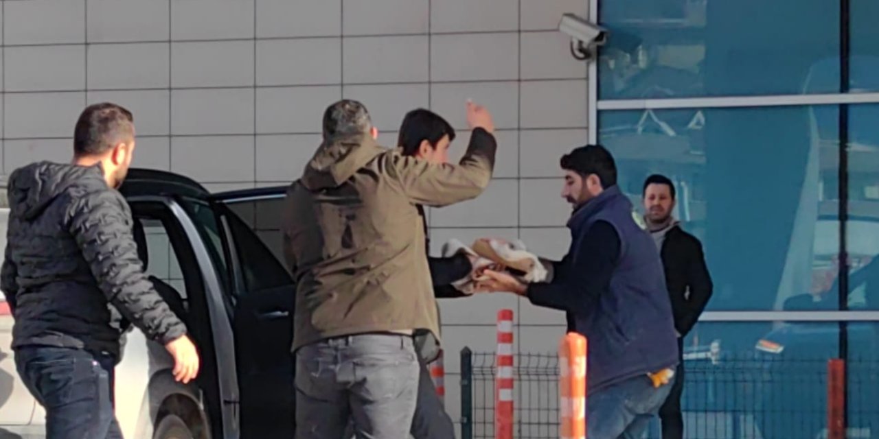 Fabrikada Elini Testereye Kaptıran İşçinin 2 Parmağı Koptu