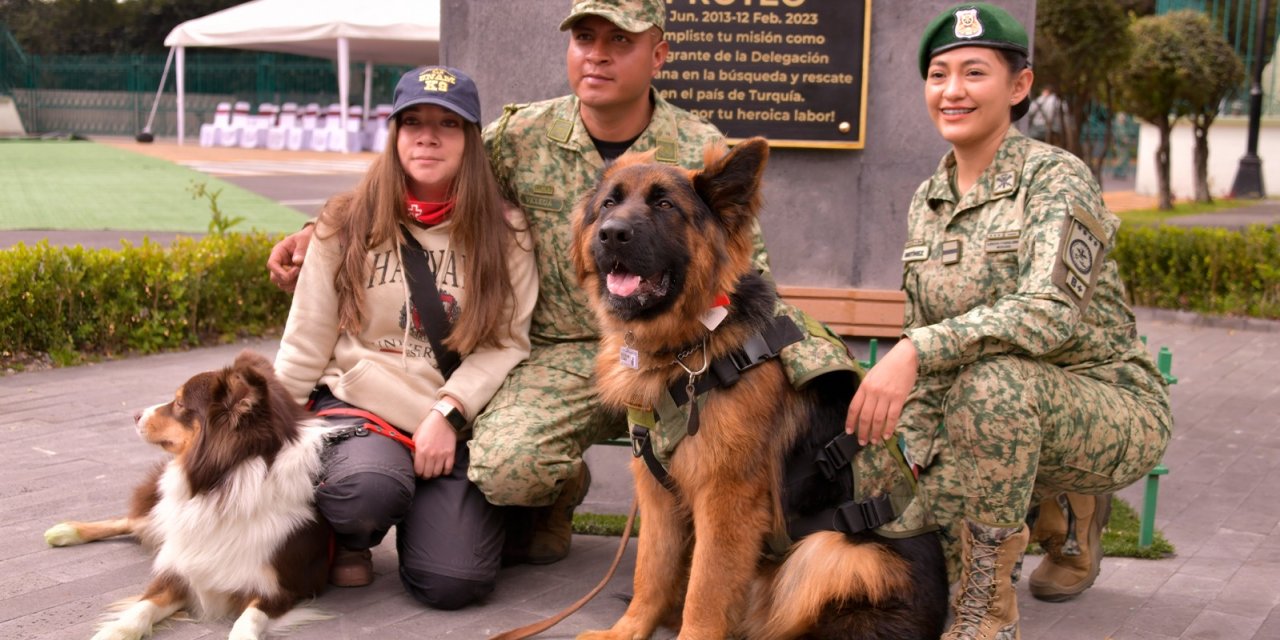Arkadaş, İlk Doğum Gününü Meksika Sokaklarında Çocuklarla Kutladı